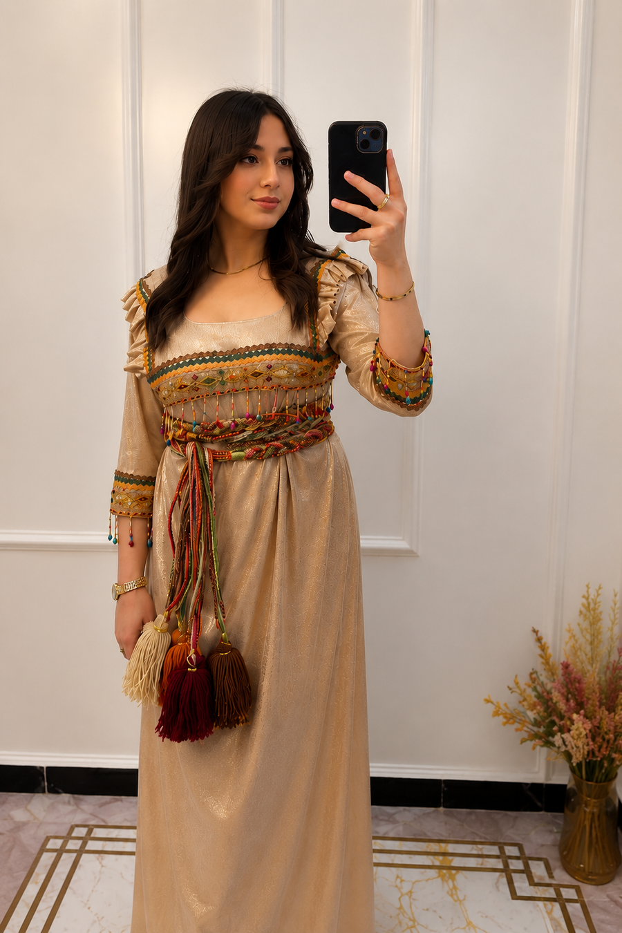 Robe Kabyle Élégance Dorée